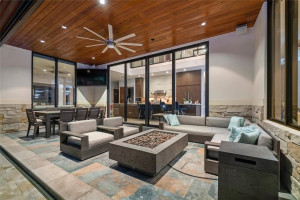 615 Royal Plaza Drive, Fort Lauderdale, FL 33301