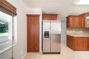 Spacious Family Room Just Off Of Kitchen Area Spacious Family Room Just Off Of Kitchen Area