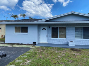 222 NE 9th Avenue, Deerfield Beach, FL 33441