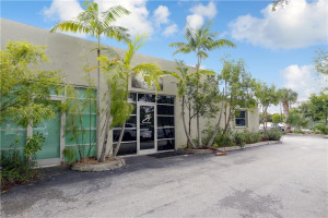 7500 SW 61st Avenue, South Miami, FL 33143