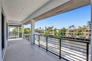 2831 NE 26th Court, Fort Lauderdale, FL 33306