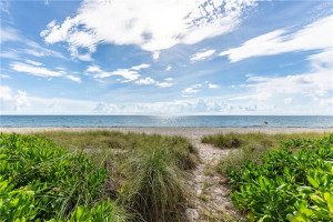 3040 N Atlantic Boulevard, Fort Lauderdale, FL 33308