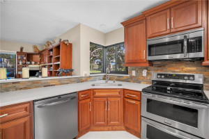 Photo for 429 NW 97th Avenue, Plantation, FL 33324 - Listing #FX-10356963 429 NW 97th Avenue, Plantation, FL 33324