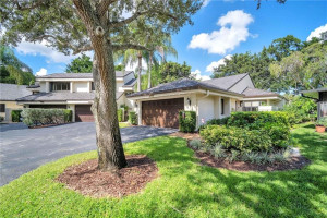 Photo for 429 NW 97th Avenue, Plantation, FL 33324 - Listing #FX-10356963 429 NW 97th Avenue, Plantation, FL 33324