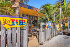 1100 N Ocean Drive, FL 33019