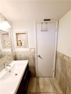Photo for 300 NE 26th Avenue, 402, Boynton Beach, FL 33435 - Listing #FX-10358124 300 NE 26th Avenue, 402, Boynton Beach, FL 33435