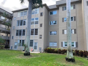 Photo for 2300 NE 1st Lane, 201, Boynton Beach, FL 33435 - Listing #FX-10358281 2300 NE 1st Lane, 201, Boynton Beach, FL 33435
