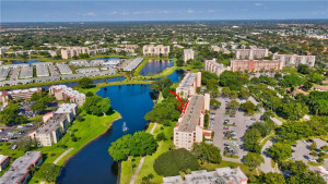 Photo for 14671 Bonaire Boulevard, 404, Delray Beach, FL 33446 - Listing #FX-10359003 14671 Bonaire Boulevard, 404, Delray Beach, FL 33446
