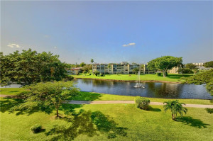 Photo for 14671 Bonaire Boulevard, 404, Delray Beach, FL 33446 - Listing #FX-10359003 14671 Bonaire Boulevard, 404, Delray Beach, FL 33446