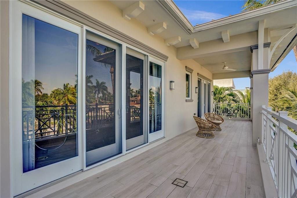 Large balcony facing north