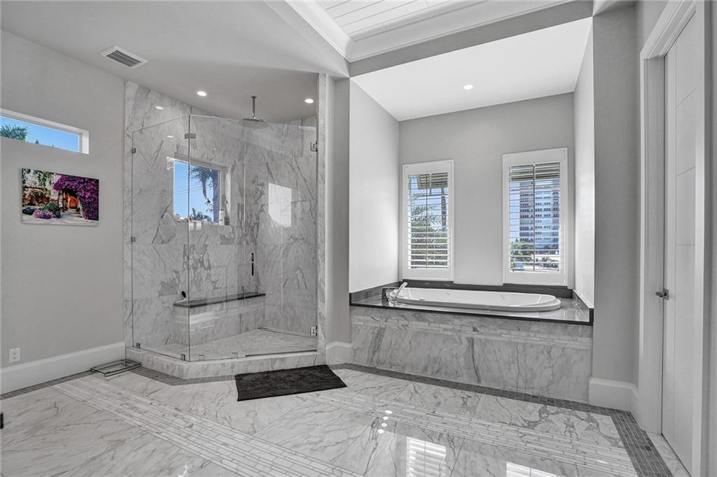 Oversize shower and Jacuzzi tub