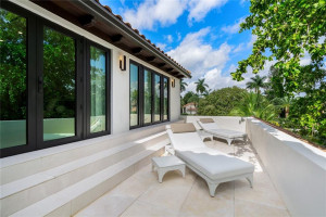 Photo for 529 Bontona Avenue, Fort Lauderdale, FL 33301 - Listing #FX-10353271 529 Bontona Avenue, Fort Lauderdale, FL 33301