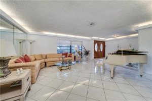 Photo for 2835 NE 35th Street, Fort Lauderdale, FL 33306 - Listing #FX-10336116 2835 NE 35th Street, Fort Lauderdale, FL 33306