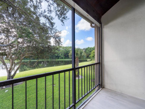 Photo for 3503 Bridgewood Drive, 3503, Boca Raton, FL 33434 - Listing #FX-10345506 Liv Rm - Kitchen 3503 Bridgewood Dr Boca Raton