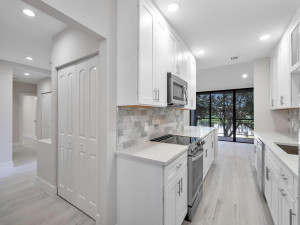 Photo for 3503 Bridgewood Drive, 3503, Boca Raton, FL 33434 - Listing #FX-10345506 Liv Rm - Kitchen 3503 Bridgewood Dr Boca Raton