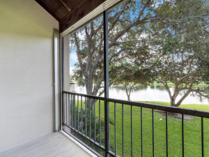 Photo for 3503 Bridgewood Drive, 3503, Boca Raton, FL 33434 - Listing #FX-10345506 Liv Rm - Kitchen 3503 Bridgewood Dr Boca Raton