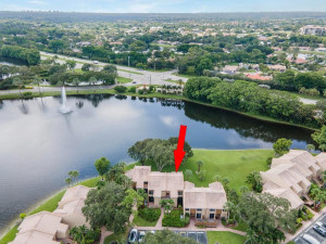 Photo for 3503 Bridgewood Drive, 3503, Boca Raton, FL 33434 - Listing #FX-10345506 Liv Rm - Kitchen 3503 Bridgewood Dr Boca Raton