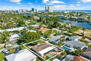 Photo for 2740 SE 7th Street, Pompano Beach, FL 33062 - Listing #FX-10363503 2740 SE 7th Street, Pompano Beach, FL 33062