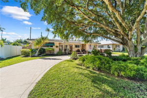 Photo for 2740 SE 7th Street, Pompano Beach, FL 33062 - Listing #FX-10363503 2740 SE 7th Street, Pompano Beach, FL 33062