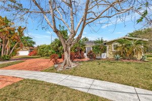 6101 Hogan Creek Road, Margate, FL 33063