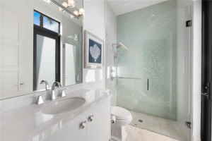 156 Fiesta Way, Fort Lauderdale, FL 33301