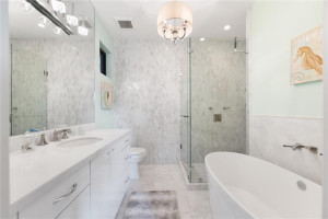 156 Fiesta Way, Fort Lauderdale, FL 33301