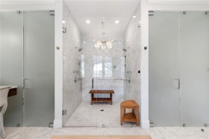 156 Fiesta Way, Fort Lauderdale, FL 33301