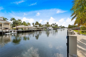 156 Fiesta Way, Fort Lauderdale, FL 33301