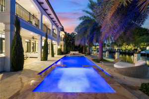 156 Fiesta Way, Fort Lauderdale, FL 33301