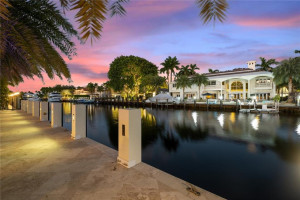 156 Fiesta Way, Fort Lauderdale, FL 33301