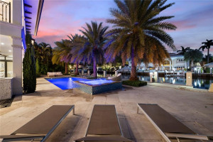 156 Fiesta Way, Fort Lauderdale, FL 33301