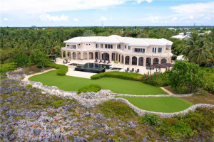 48 Gloria May Drive, Out of Country, FL