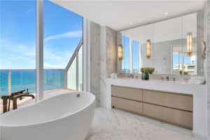 525 N Ft Lauderdale Bch Bl 2102, Fort Lauderdale, FL 33304