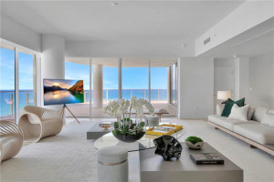 525 N Ft Lauderdale Bch Bl 2102, Fort Lauderdale, FL 33304