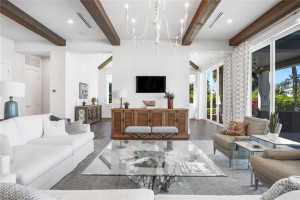 1749 SE 10th Street, Fort Lauderdale, FL 33301