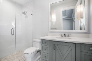 1749 SE 10th Street, Fort Lauderdale, FL 33301