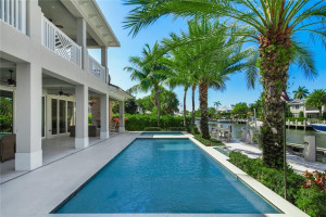 1749 SE 10th Street, Fort Lauderdale, FL 33301