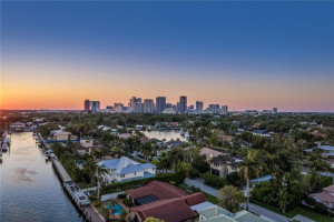 1749 SE 10th Street, Fort Lauderdale, FL 33301