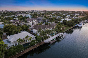 1749 SE 10th Street, Fort Lauderdale, FL 33301