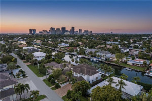 1749 SE 10th Street, Fort Lauderdale, FL 33301