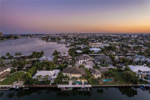 1749 SE 10th Street, Fort Lauderdale, FL 33301