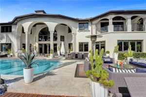 34 Isla Bahia Drive, Fort Lauderdale, FL 33316