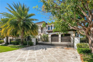 757 Middle River Drive, Fort Lauderdale, FL 33304