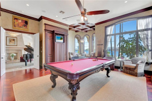 2418 Laguna Drive, Fort Lauderdale, FL 33316