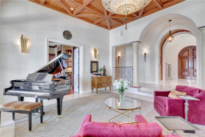 2418 Laguna Drive, Fort Lauderdale, FL 33316