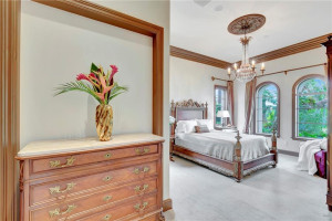 2418 Laguna Drive, Fort Lauderdale, FL 33316