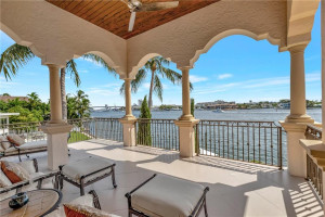 2418 Laguna Drive, Fort Lauderdale, FL 33316