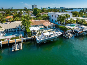 Photo for 1962 NE 119th Road, North Miami, FL 33181 - Listing #FX-10349456 1962 NE 119th Road, North Miami, FL 33181