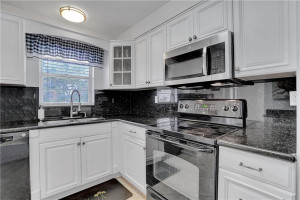 Photo for 5860 NW 44 Street, 312, Lauderhill, FL 33319 - Listing #FX-10366763 5860 NW 44 Street, 312, Lauderhill, FL 33319
