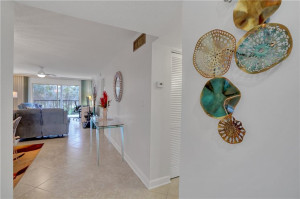 Photo for 5860 NW 44 Street, 312, Lauderhill, FL 33319 - Listing #FX-10366763 5860 NW 44 Street, 312, Lauderhill, FL 33319